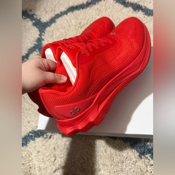 Alo Yoga Bright Red Runner Sneaker Shoes Brand New main image 5